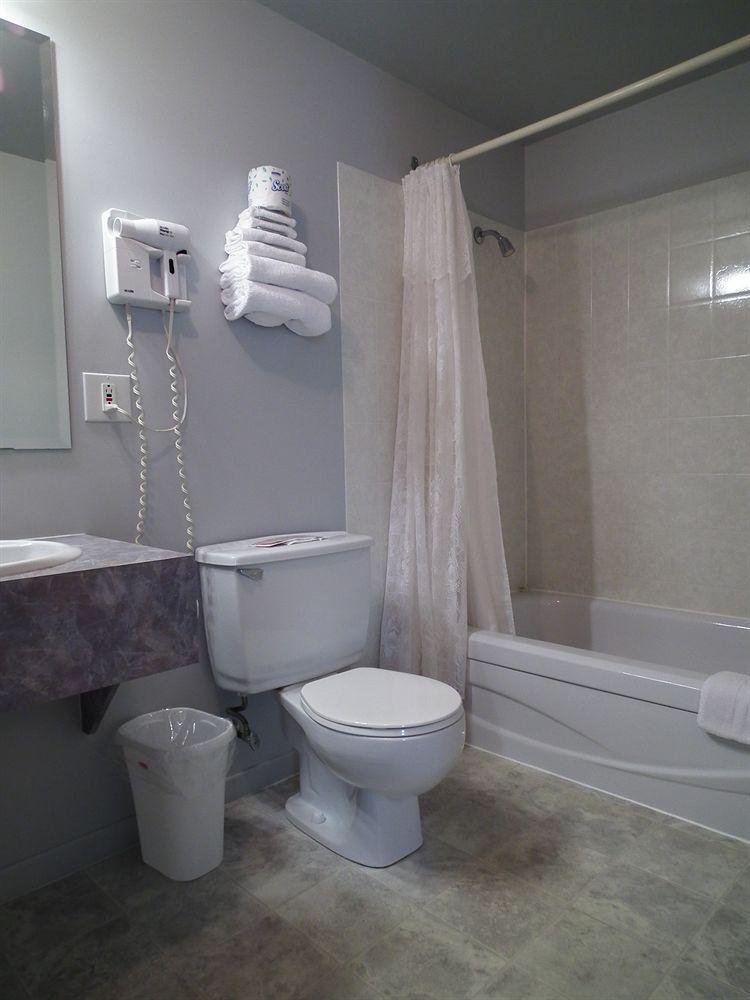 Motel Au Vieux Piloteux Riviere-du-Loup Ngoại thất bức ảnh
